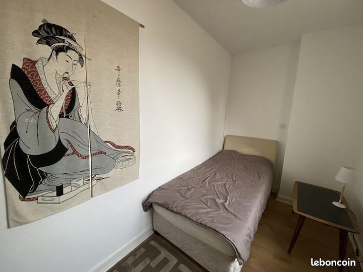 Chambre Albahome 1 avec lit simple 
