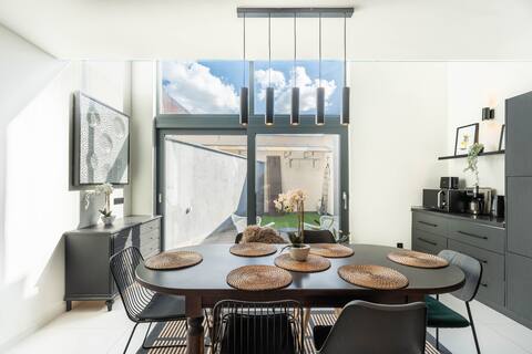 Cosy & Spacious House in Center