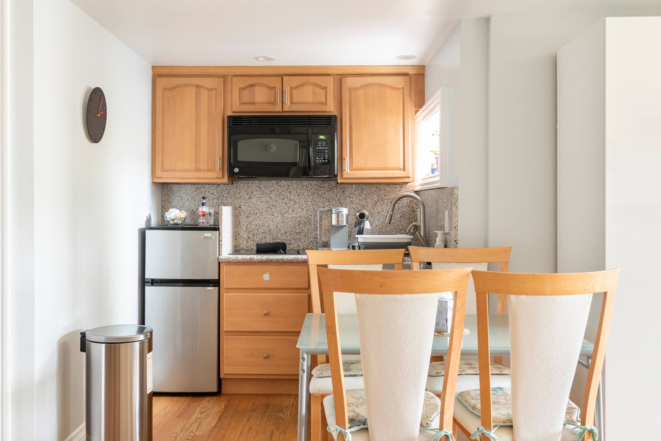 32nd Ave House - Image 10