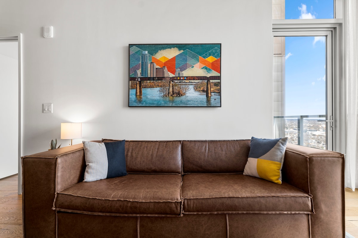 Top Floor Downtown Lux Condo Rainey * Rooftop Pool