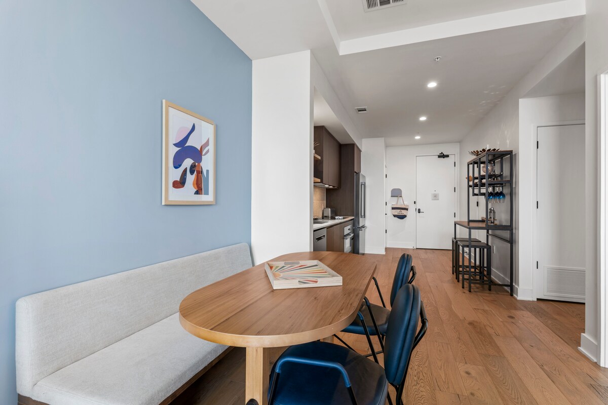 Top Floor Downtown Lux Condo Rainey * Rooftop Pool