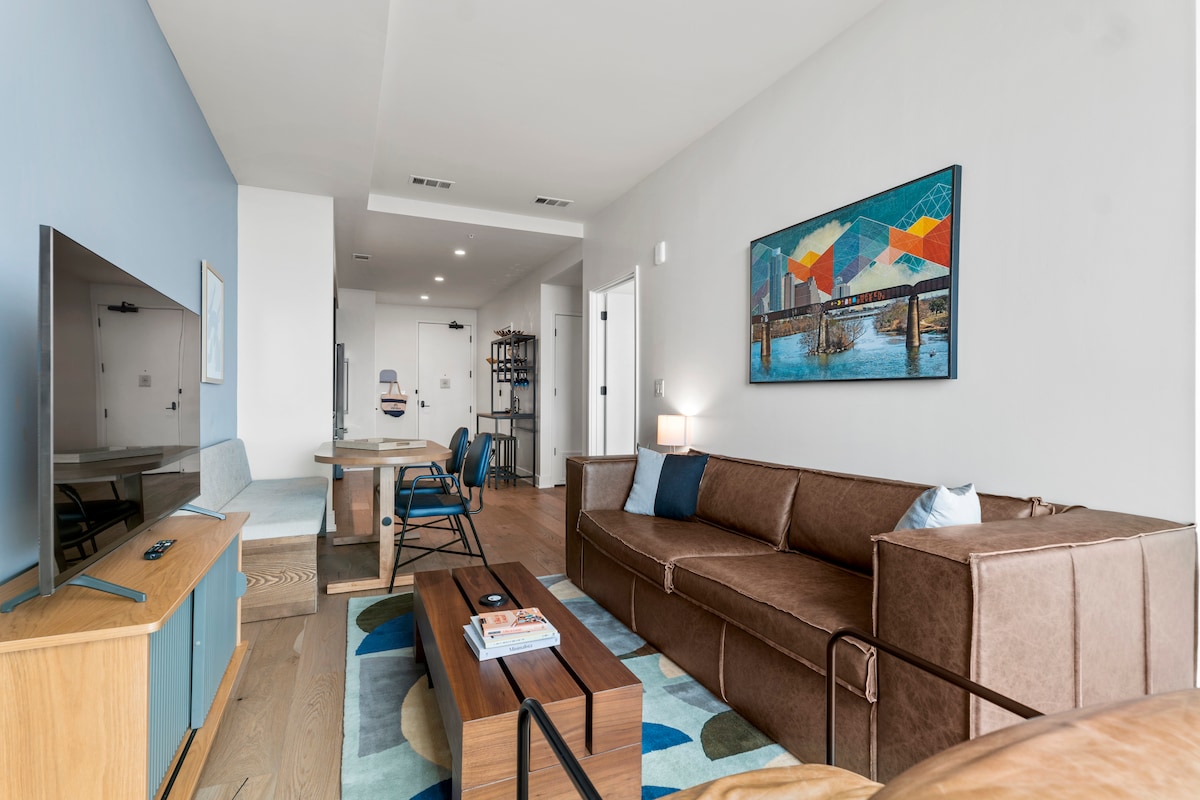 Top Floor Downtown Lux Condo Rainey * Rooftop Pool