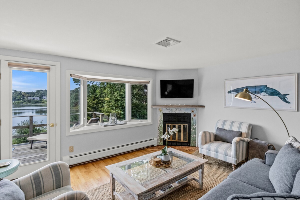Successful Airbnb property: No Pet Fee, Waterfront, Fenced Yard, Close to Town in West Chatham