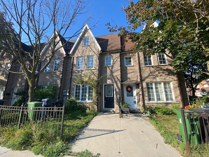 Private 1br Apt | Fast Downtown Access-parking Inc - Toronto