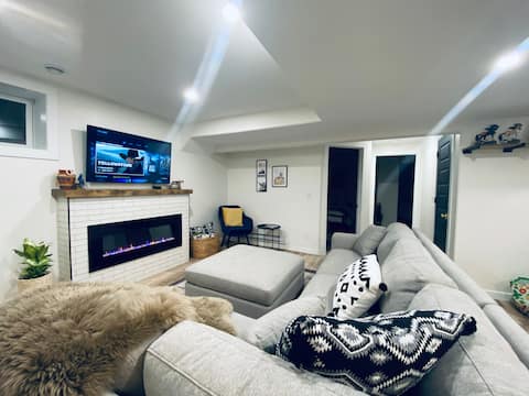 Top performing Airbnb: Private Boho Basement Hideaway - Separate Entrance in Saskatchewan