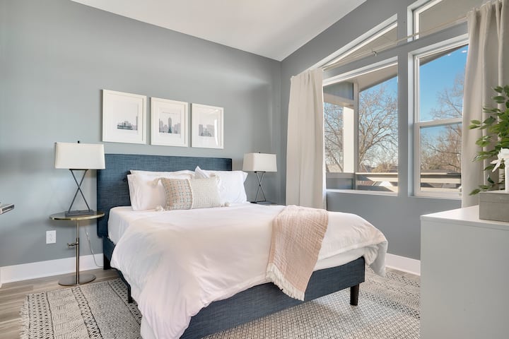 Брачен кревет (широк 150 - 179 см)