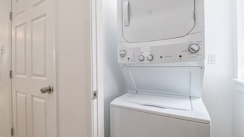 Vibrant Gray Downtown Loft gallery image 3