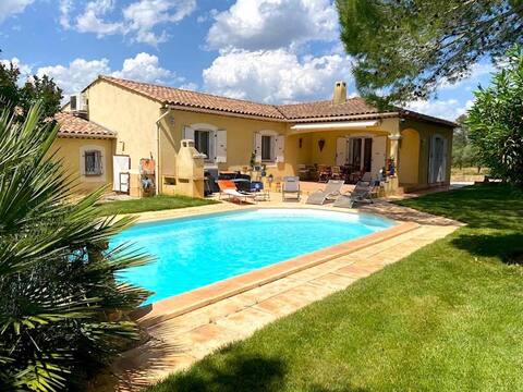 La Pinède, private swimming pool and close to Cotignac