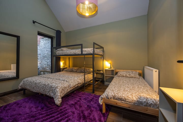 Dormitorio 3: habitación cómoda para un máximo de 4 personas