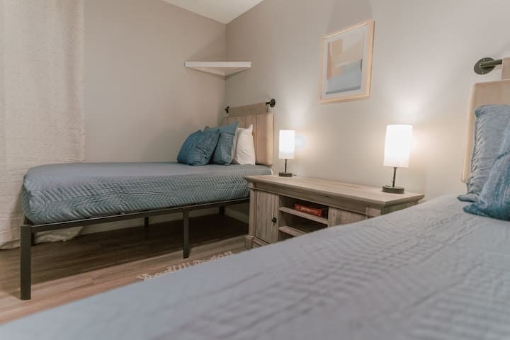 ห้องนอนเตียงแฝด 