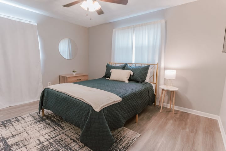 เตียงควีนไซส์ในห้องสวีท 