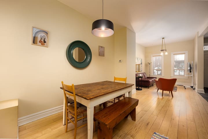 Welcoming 4BR Home in Little Portugal w Workspaces