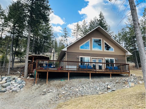 Cleveland Cabin with Mountain Views & Lake Access