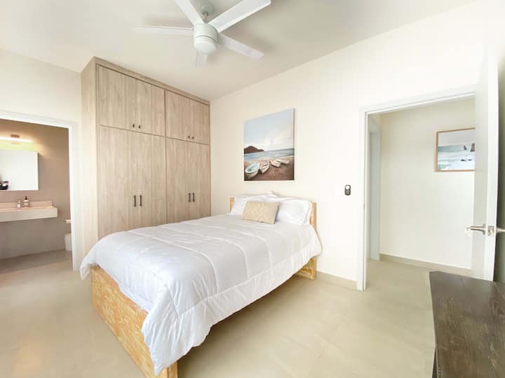 Стая 2 с двойно легло и собствена баня