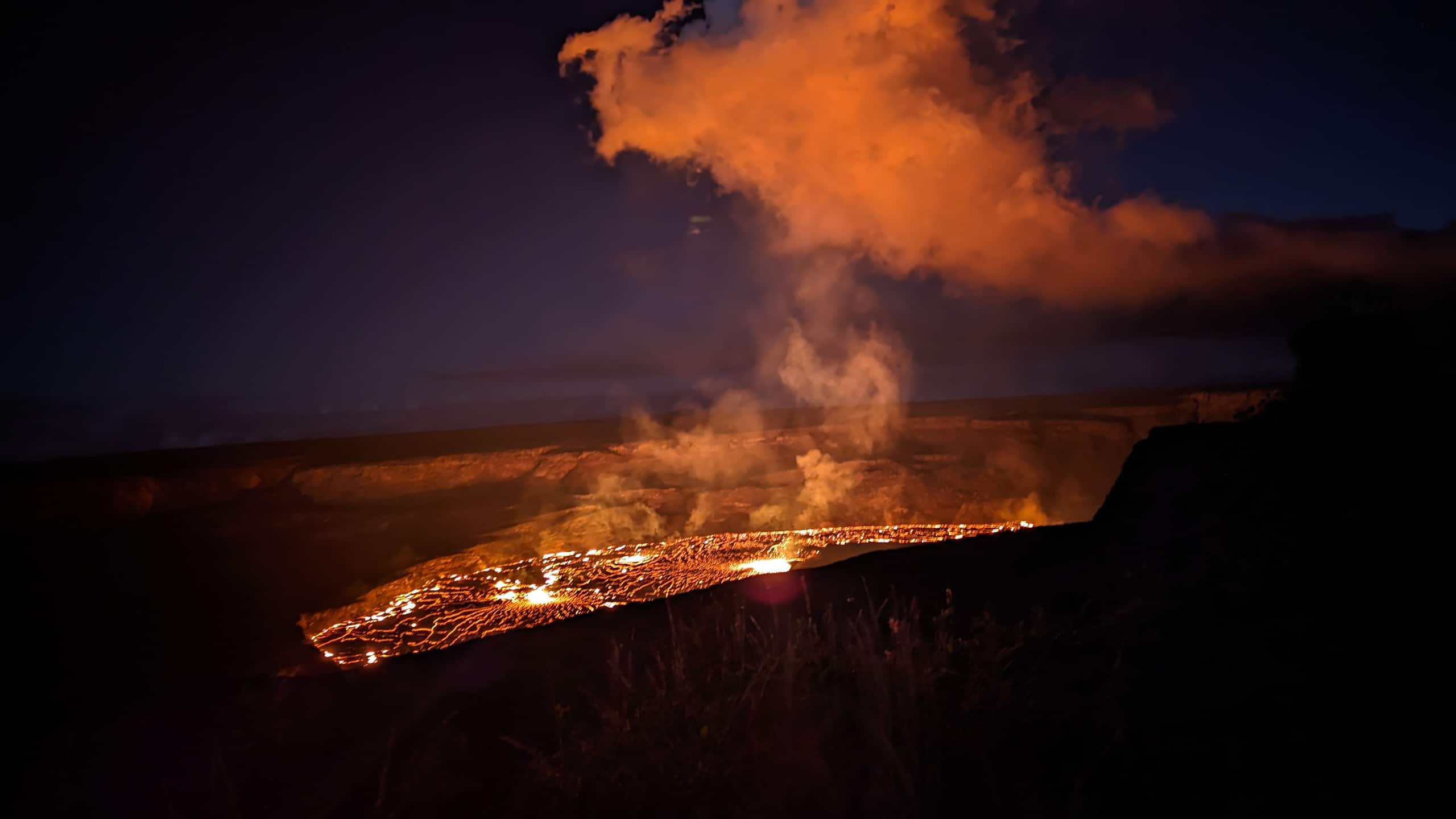 Local Living Gem: 5 Mins to Nat'l Park & Hilo Vibe - Photo 24