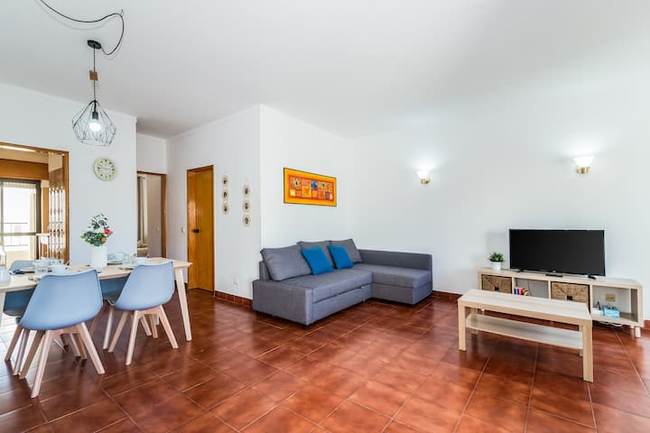 1 Bedroom With Wifi/ac/pool - Alvor