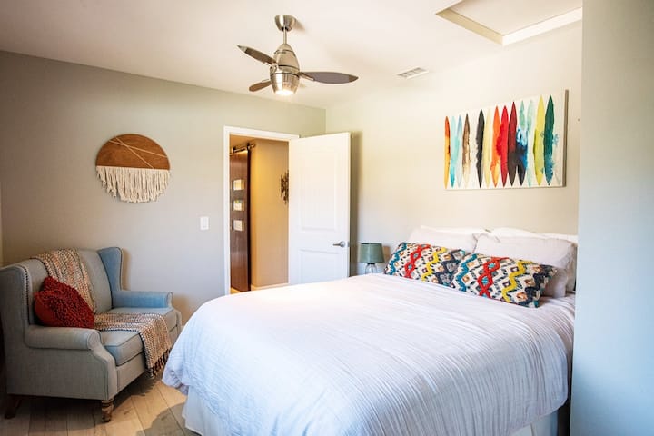 Dhomë miqsh dopio "queen"