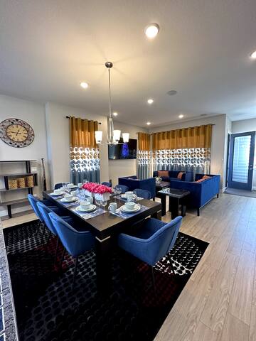 Luxury Home in Denver gallery image 3