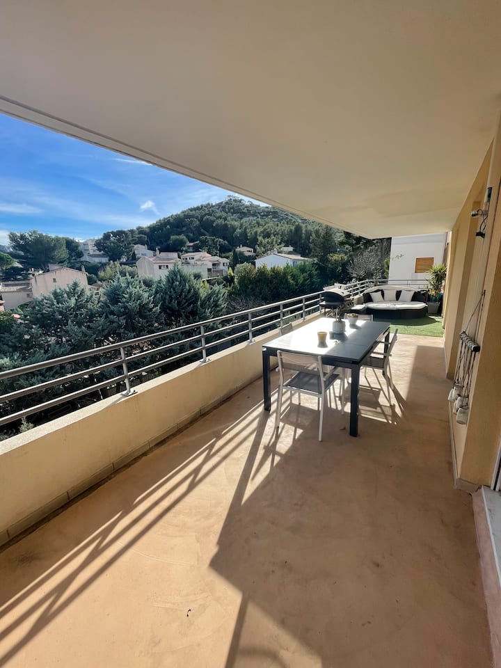 At the foot of the creeks Apartments for Rent in Marseille, Provence