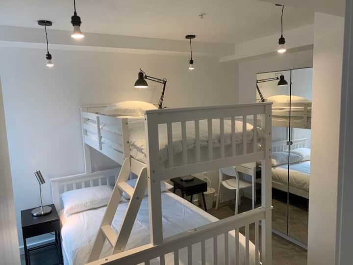 غرفة النوم 2