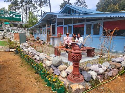 Vanyattam: A Vintage Bungalow in Lansdowne