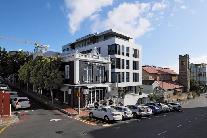 Awesome 2-Bed with the smell of nature | Napier gallery image 5