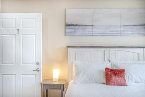 Riverside Inn - Unit 7