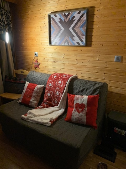 Beliebte Airbnb-Anzeige: Beautiful apartment with view and south-facing terrace. in Chamrousse