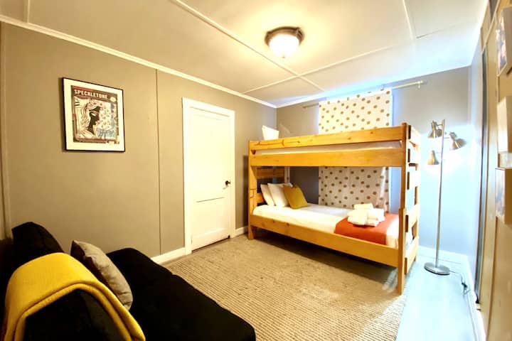 Second bedroom - twin bunk beds and futon