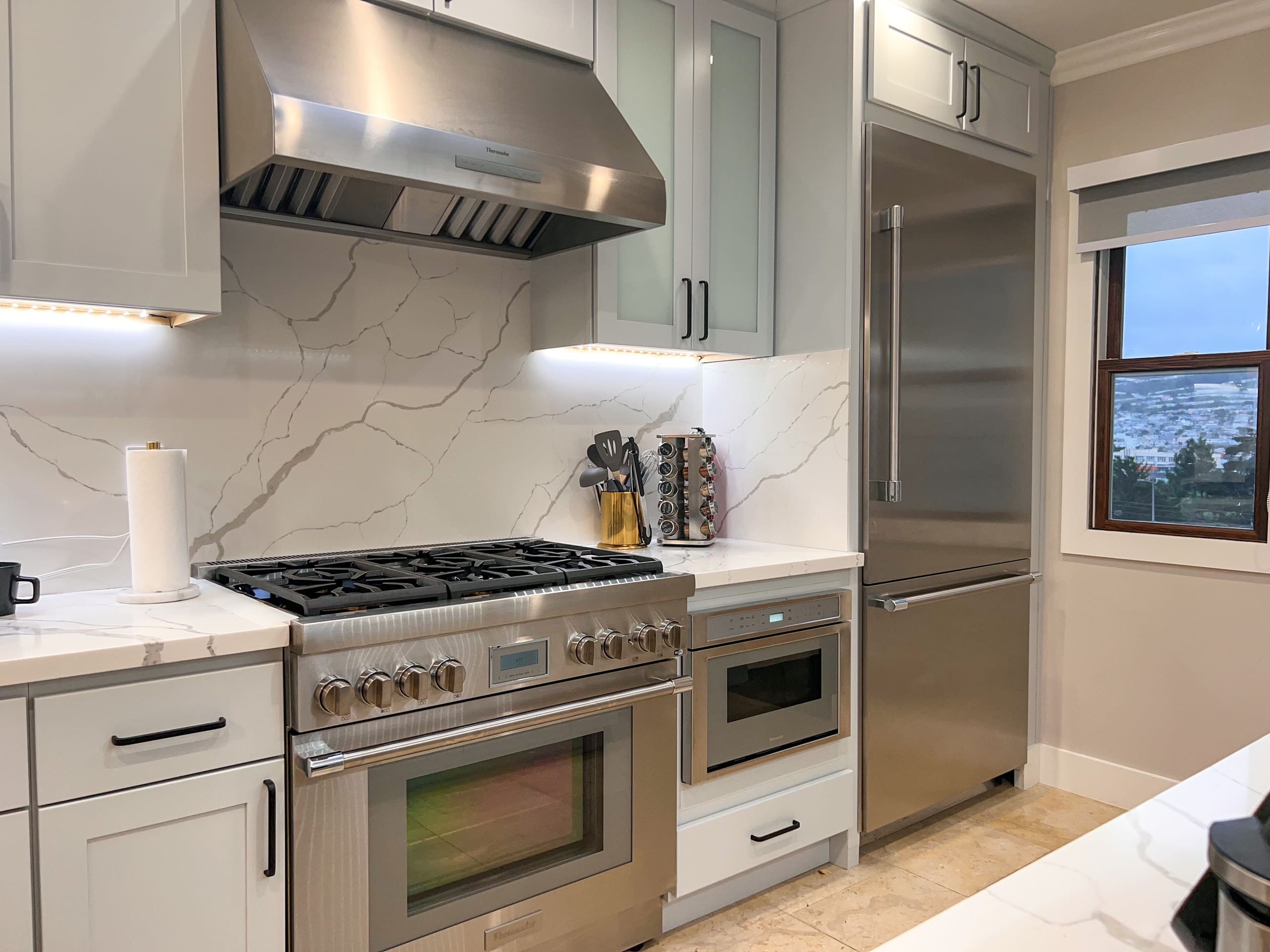 Home in San Francisco · ★4.96 · 3 bedrooms · 3 beds · 3 private baths - Image 5