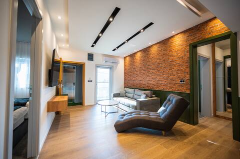 DMS Apartments & Suites