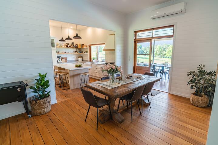 Sacres Acres gallery image 5