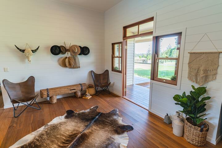 Sacres Acres gallery image 4