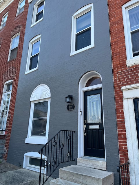 Popular Airbnb listing: Spacious Hopkins Rowhome Apartment in Upper Fells Point