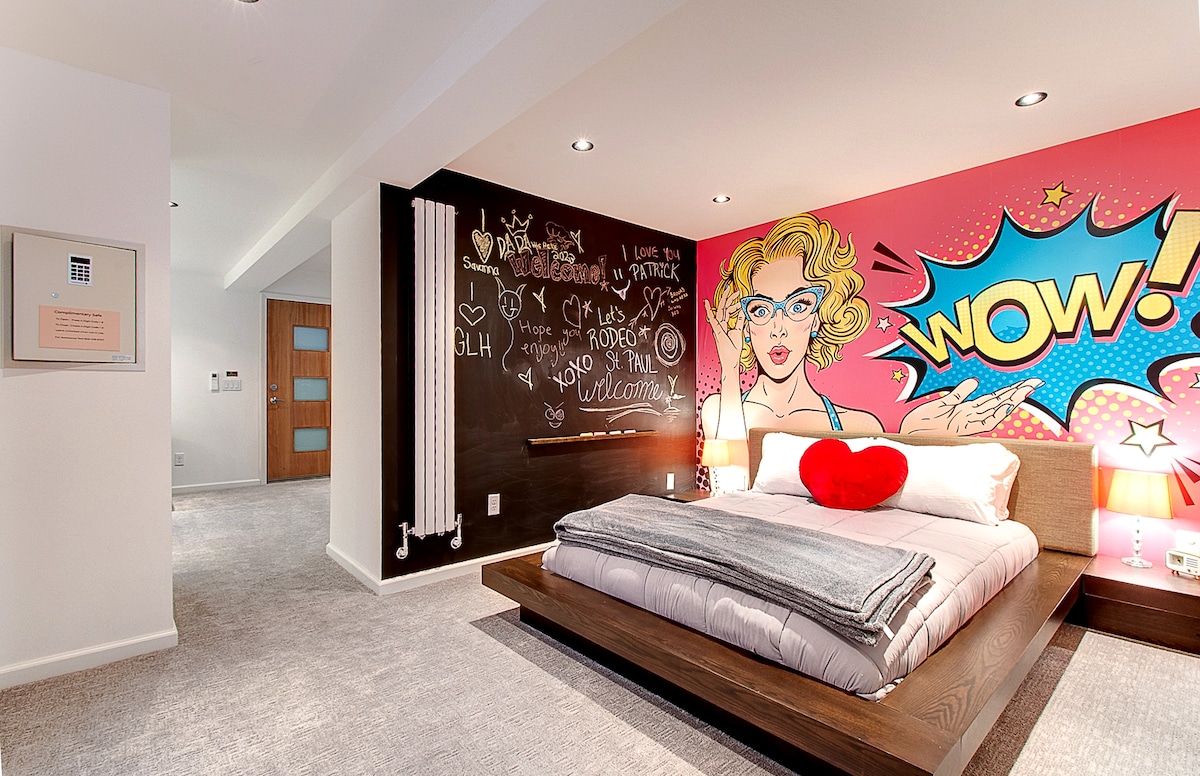 Luxury "Speakeasy Style" Retreat