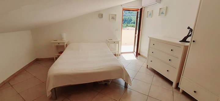 საძინებელი 3