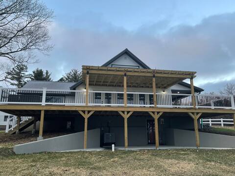 Coco Brothers’ Farmhouse
