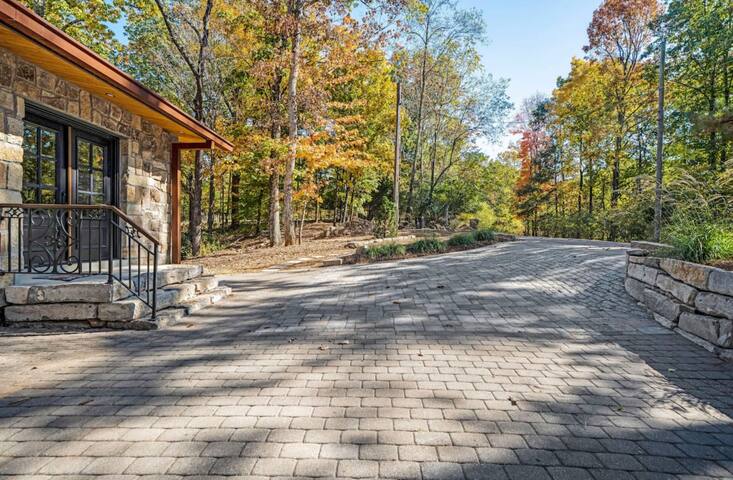 Stone Perch Getaway NW Nashville gallery image 5