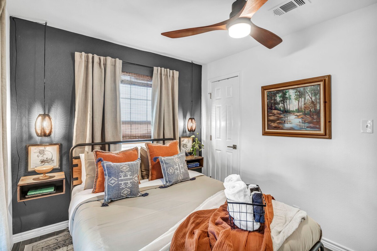 TX Bungalow - 15 min > Zilker, SOCO, Downtown