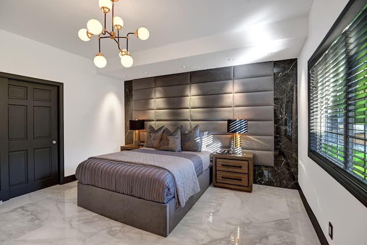 Dormitor pentru al treilea oaspete cu baie privată