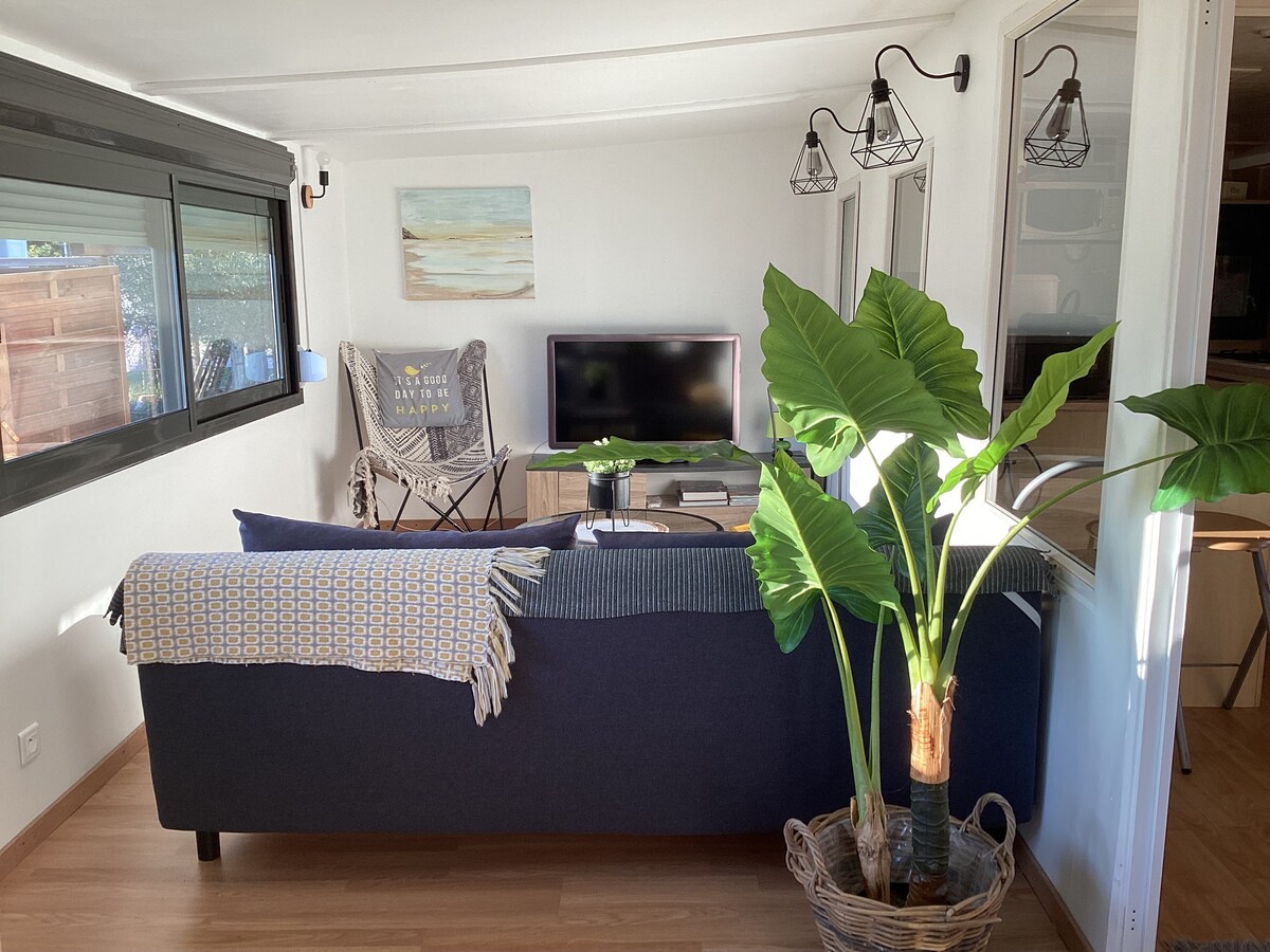 Top Airbnb: Bungalow, piscine privative à Arles