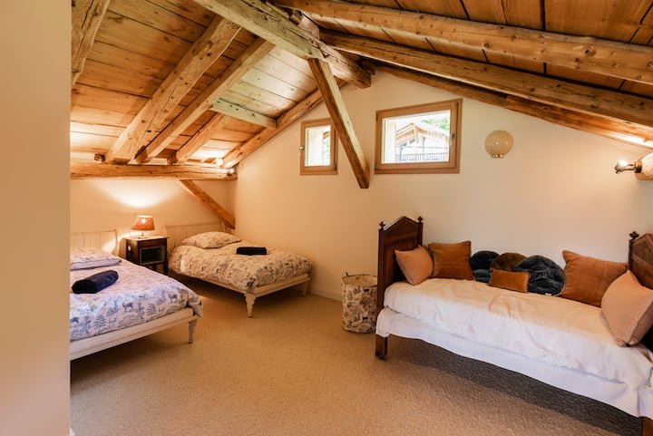 Mezeri me 4 krevate tek