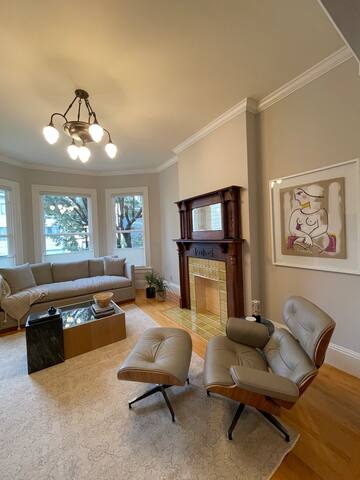 Beautiful Victorian House in Noe Valley gallery image 4