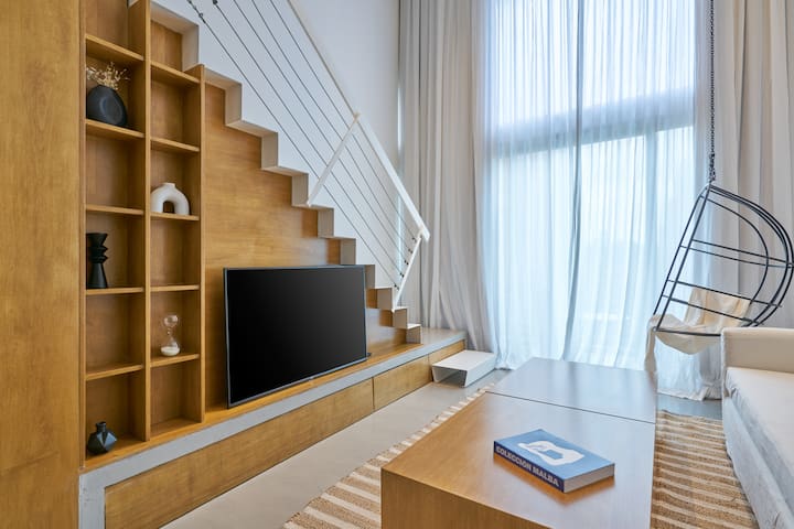 Akira Stays managed Airbnb listing 2
