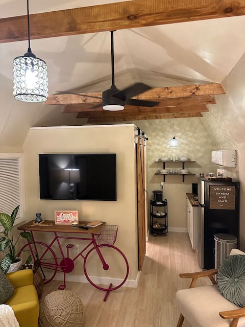 Successful Airbnb property: The Glamour Moore in Florence