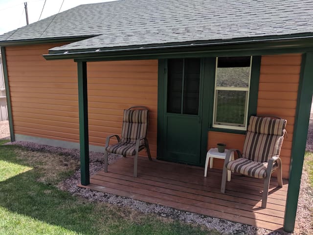 Allen Gulch Cabins managed Airbnb listing 1