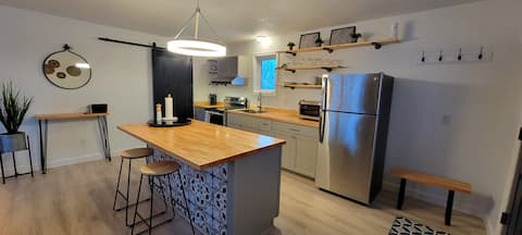 Successful Airbnb property: Studio 907 in Fairbanks