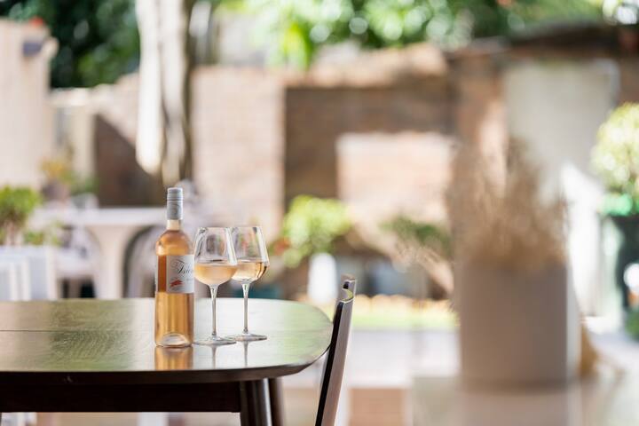 4 Bed Luxury Escape in Surry Hills for families gallery image 5