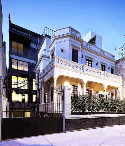 Gem in the Heart of Roma Norte