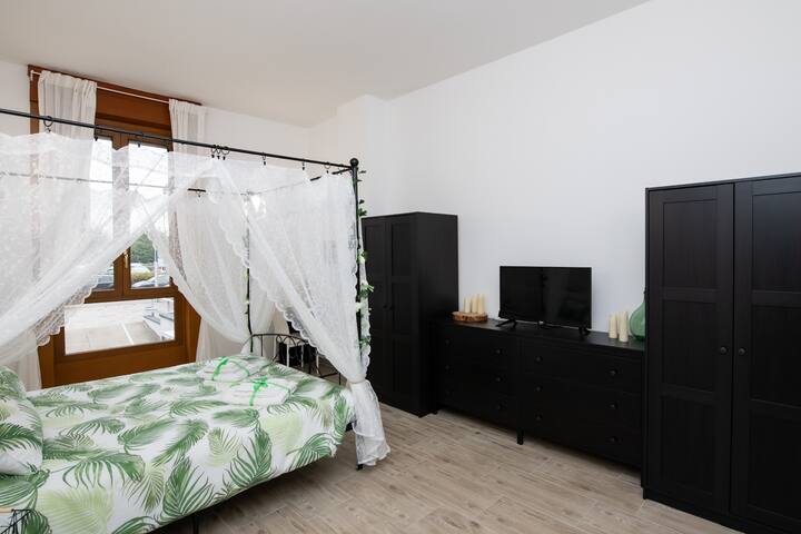 Milano – 8 posti – Metro Cimiano gallery image 3